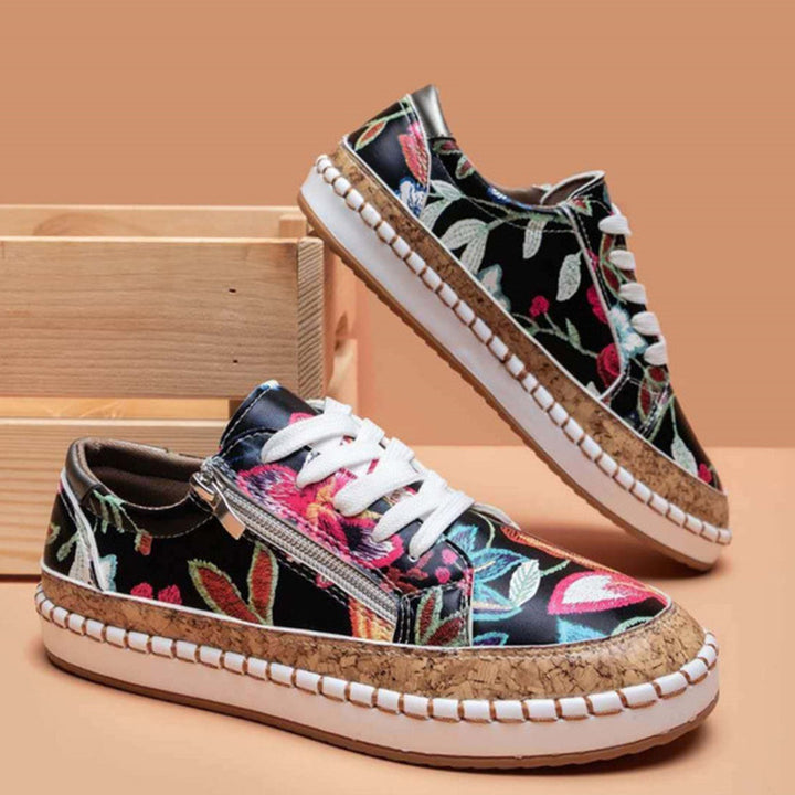 Sophie Sneakers | Stijlvolle bloemenprint veterschoenen voor dames