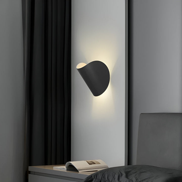 TwistGlow Wandlamp | Luxe Moderne Draaibare Metalen Wandlamp