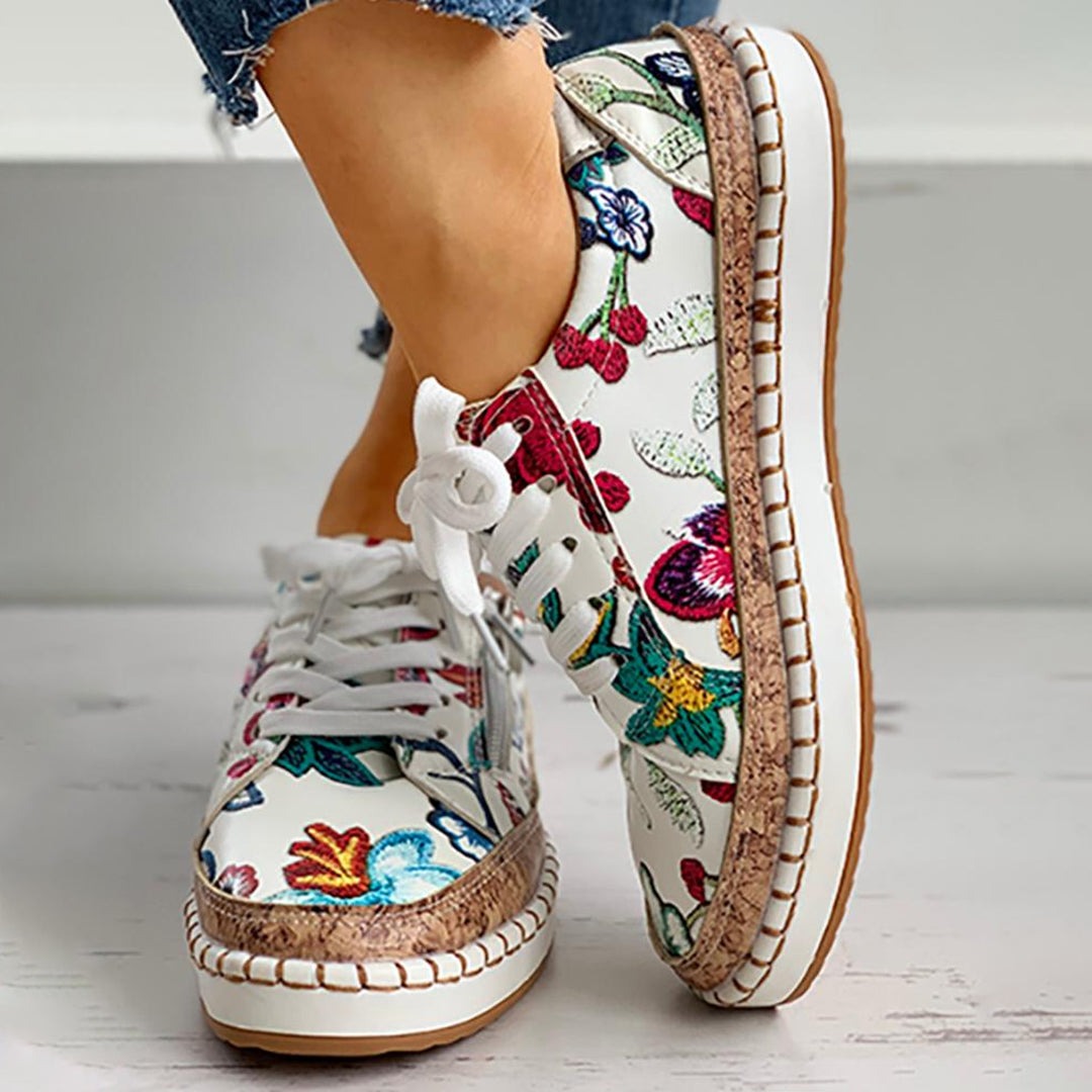 Sophie Sneakers | Stijlvolle bloemenprint veterschoenen voor dames