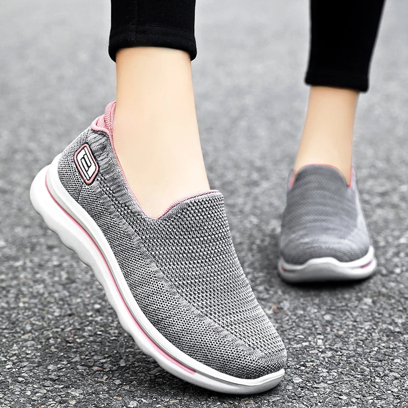 Amber & July Sneakers | Trendy slip-on sneakers voor dames