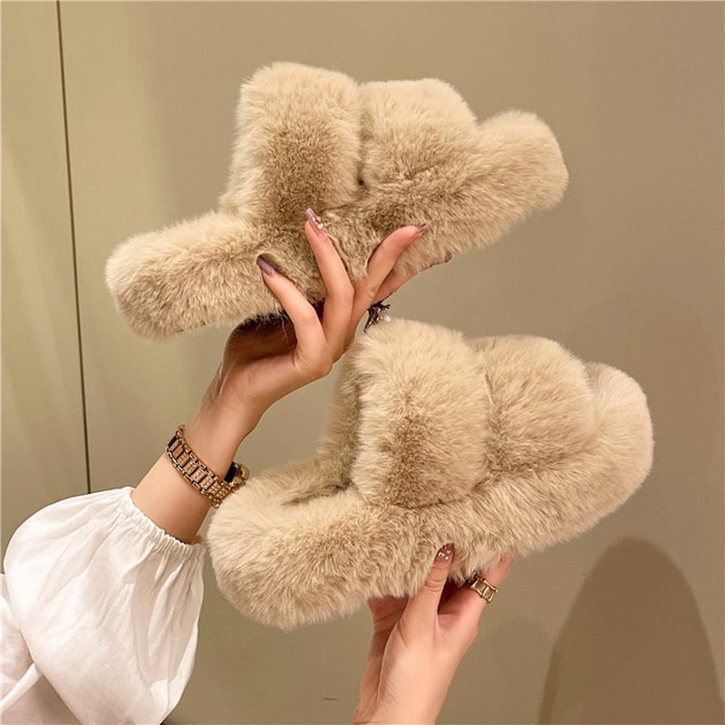 Zoe Furry Slippers | Pluizige, zachte, warme dames pantoffels