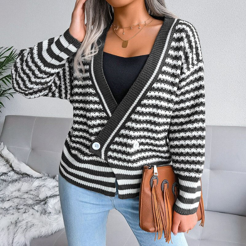 Massimo Cardigan | Elegant gestreept damesvest met diepe v-hals en knoopsluiting